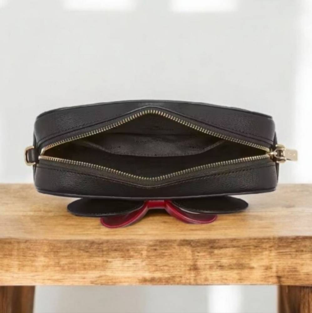 Kate Spade ♠️ ❤🤍🖤 Minnie Mouse Camera Bag -  NWT ❤️‍🔥 - Picture 3 of 8